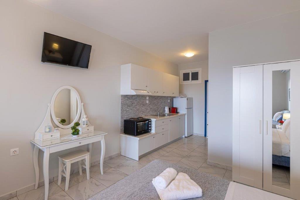 Sea View Studios Finikas  Ngoại thất bức ảnh